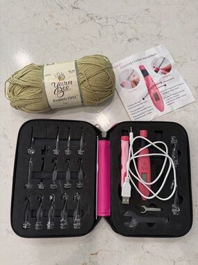 Bamboo-Tiful Light Olive Crochet Hook Set with Case